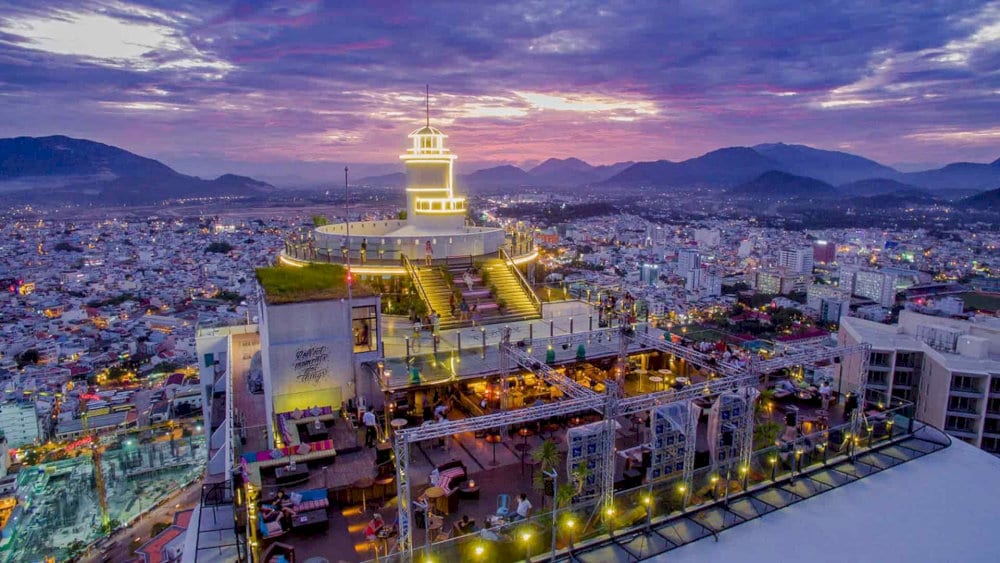Skylight Nha Trang offers a world-class nightlife experience with stunning panoramic views of the entire city